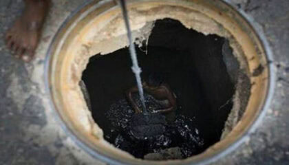 Two Sanitation Workers Die After Collapsing During Sewer Cleaning In Karachi