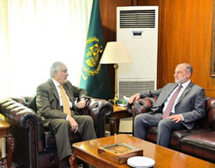 Dar Underscores Makkah Defence Pacts Importance For Regional Peace