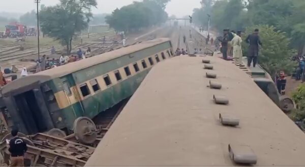 Five Killed As All Coaches Of Rahman Baba Express Derail Near Multan