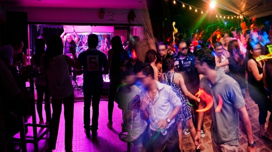 Inside Islamabads Secret World Of Couple Swapping Drugs Parties And Moral Decay