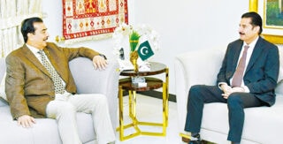 Kundi briefs Gilani on KP security, public issues