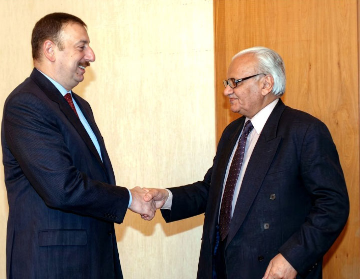 Pakistan Observer Azernews Sign Mou To Strengthen Media Cooperation