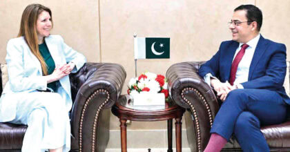 Pakistan Uk Discuss Reforms Investment And Development Priorities