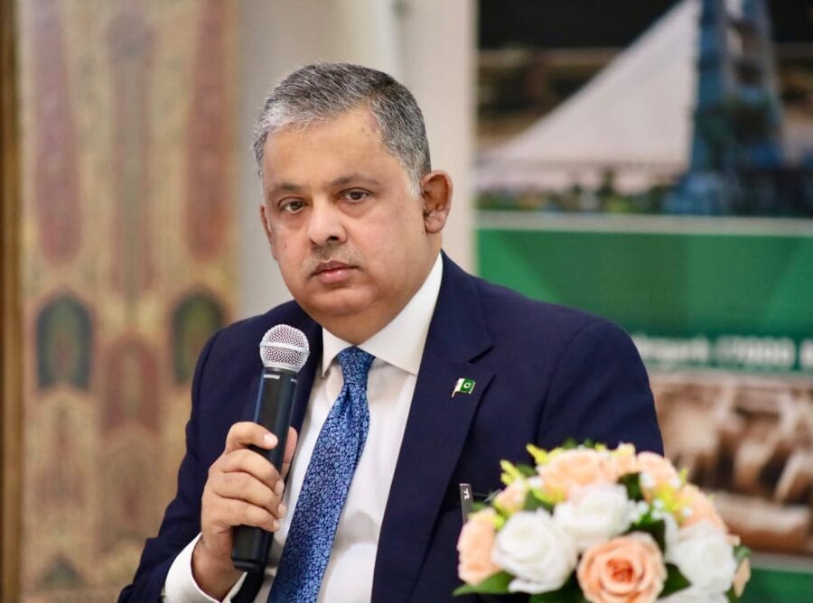 Pakistans Diplomacy Rooted In Peace Says Envoy As Hartford Peacebuilding Students Visit Embassy
