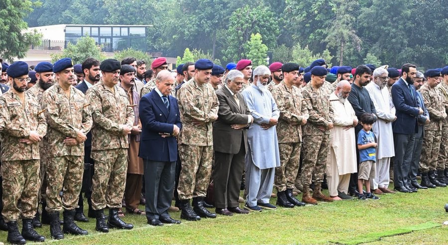 Pakistans Top Civil Military Leaders Attend Funeral Of Two Army Officers Martyred In Quetta Crash