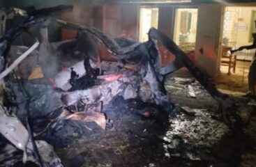 Seven Killed Five Injured In Ambulance Fire After Suspected Gas Cylinder Blast In Tharparkar